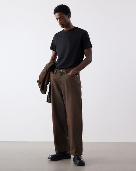 Men Regular Fit Round-Neck
